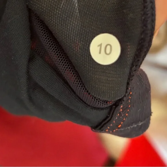 Set of Lululemon Back on Track Tank + Vinyasa Scarf Size 10 - Picture 8 of 10